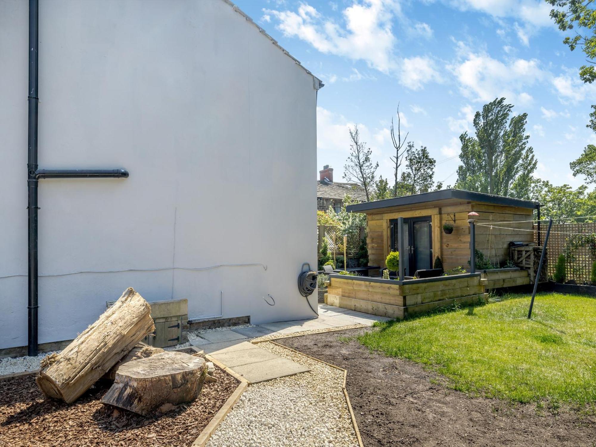 Squirrel Cottage Глоссоп Экстерьер фото